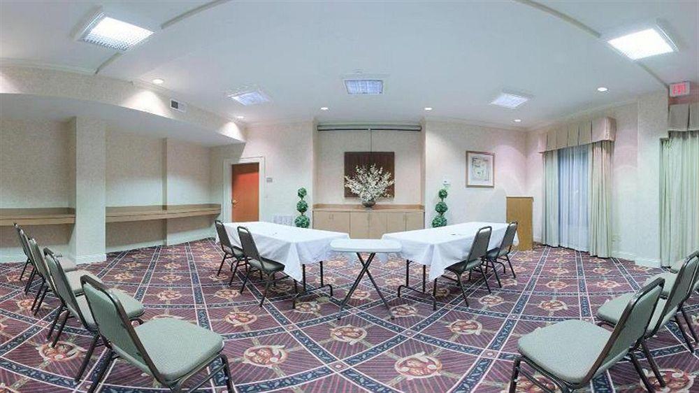 Baymont By Wyndham Bessemer Extérieur photo