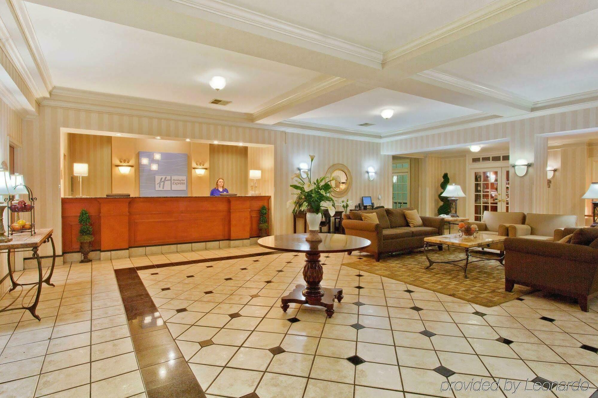 Baymont By Wyndham Bessemer Extérieur photo